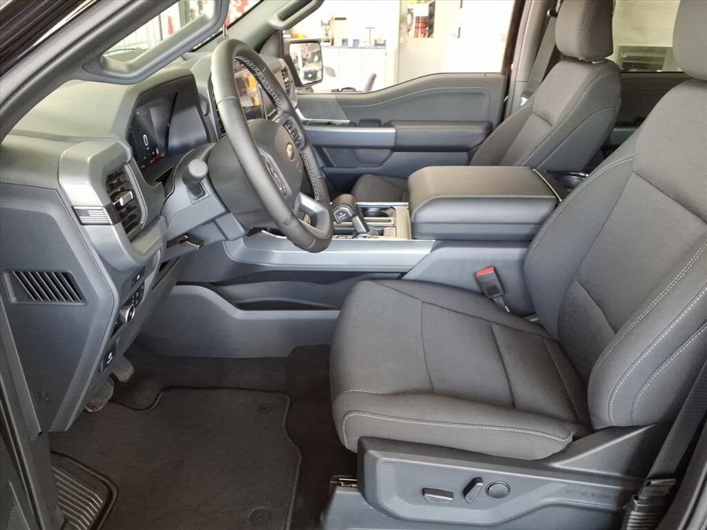 New 2025 Ford F-150 XLT Truck SuperCrew Cab