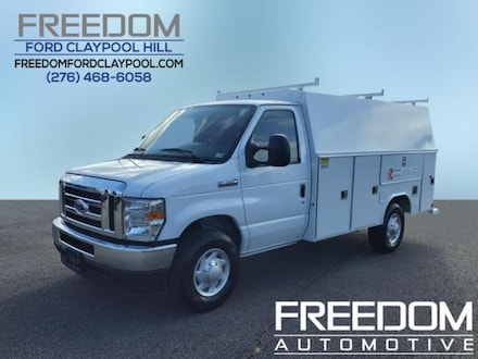 2025 Ford E-350 Cutaway Base Truck