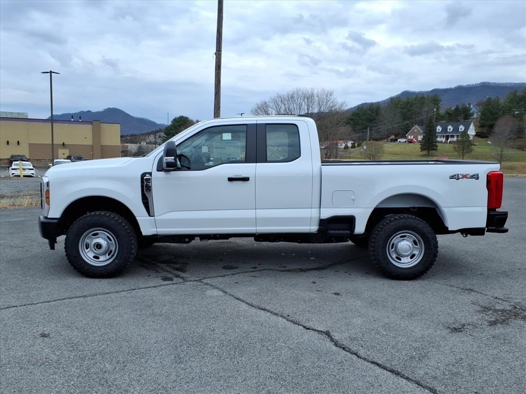 New 2026 Ford F-250 XL Truck Super Cab