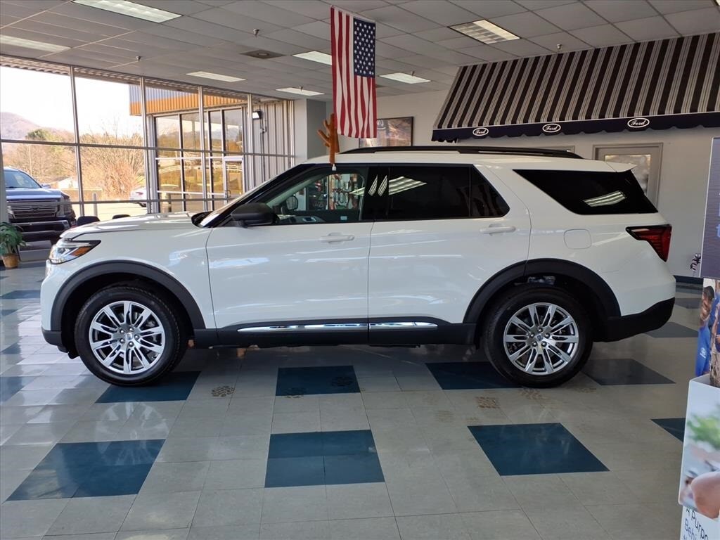 New 2025 Ford Explorer Active SUV