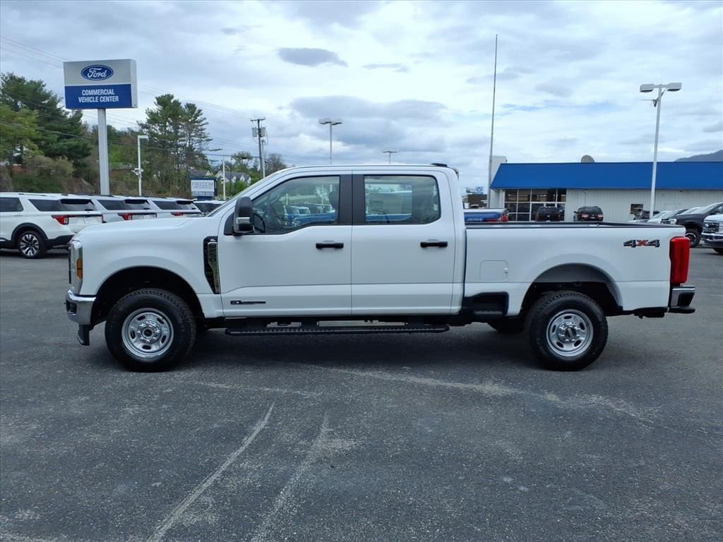 New 2026 Ford F-250 Truck Crew Cab