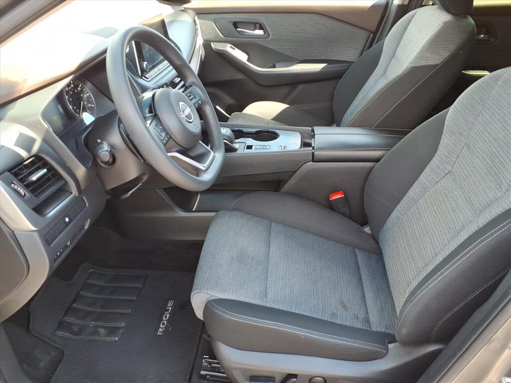 Used 2023 Nissan Rogue SV SUV