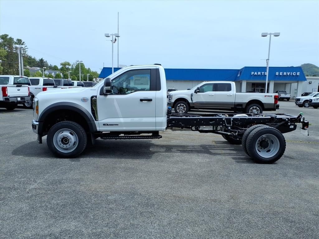 New 2026 Ford F-450 Chassis Truck Regular Cab