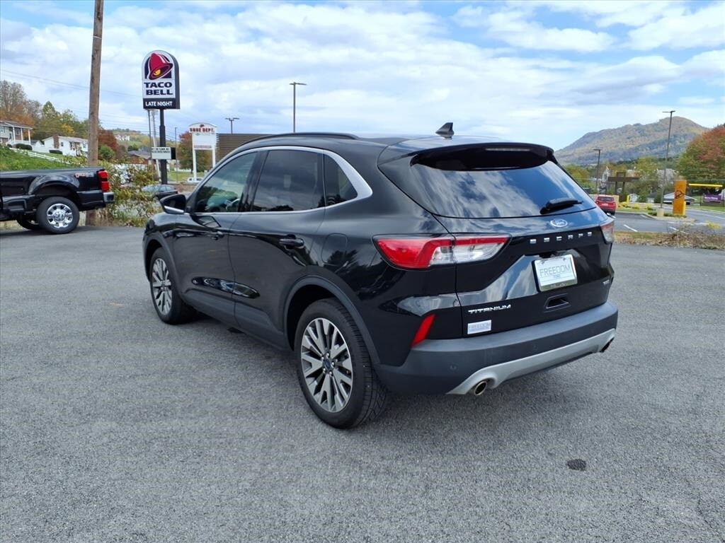 Used 2022 Ford Escape Titanium Hybrid SUV