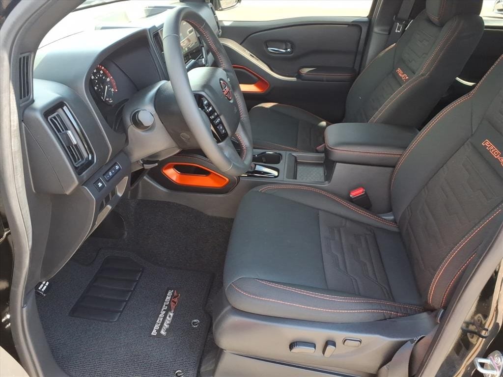 Used 2025 Nissan Frontier PRO-4X Truck Crew Cab