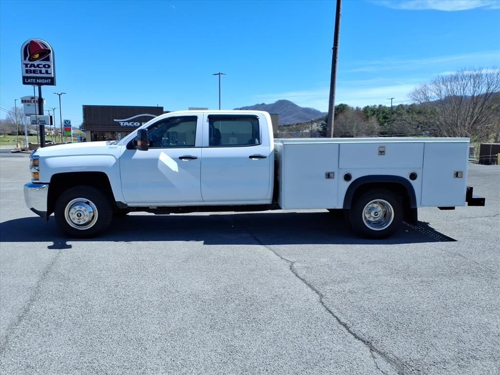 Used 2017 Chevrolet Silverado 3500HD Chassis WT Truck Crew Cab