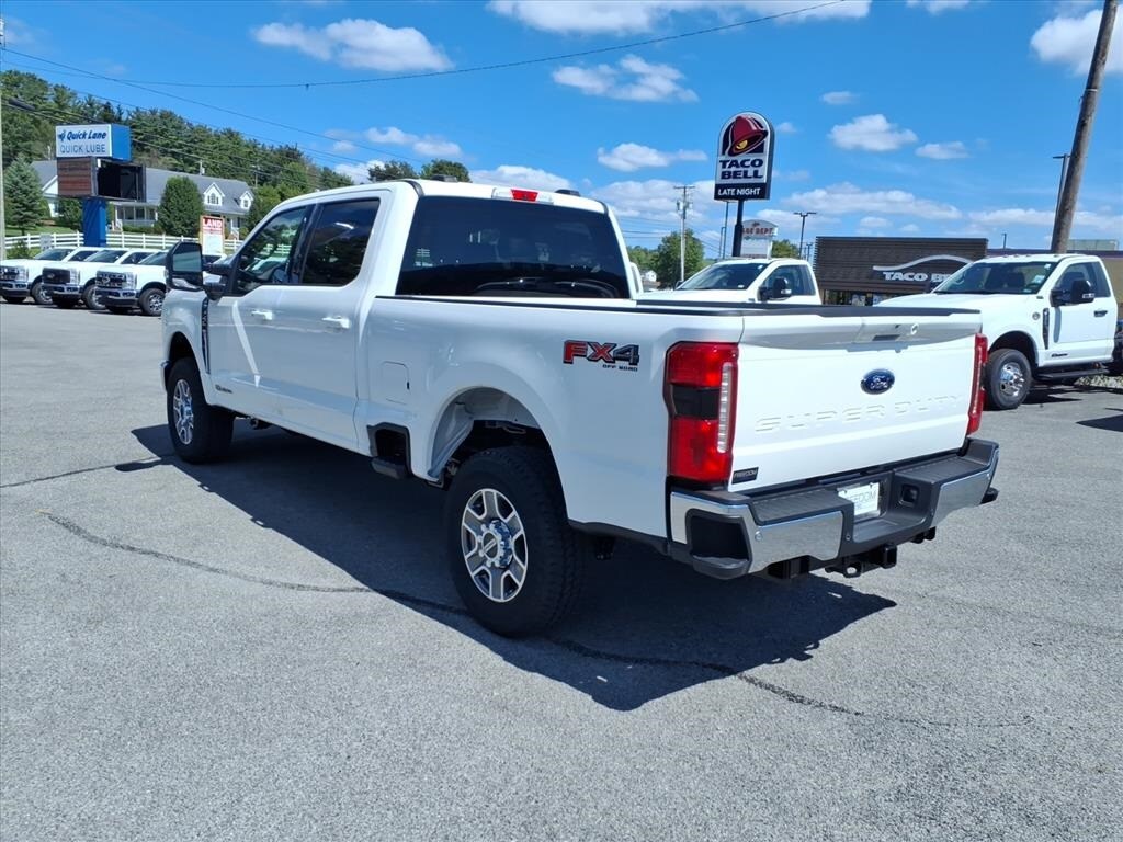 New 2026 Ford F-250 Lariat Truck Crew Cab