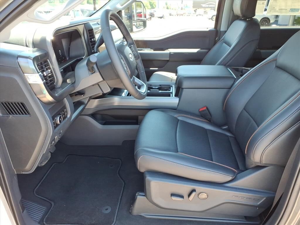 New 2026 Ford F-250 Lariat Truck Crew Cab