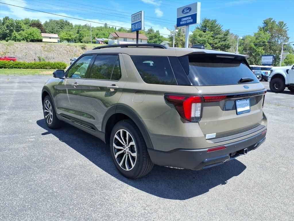 New 2026 Ford Explorer ST-Line SUV