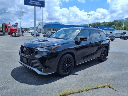 2023 Toyota Highlander XSE SUV