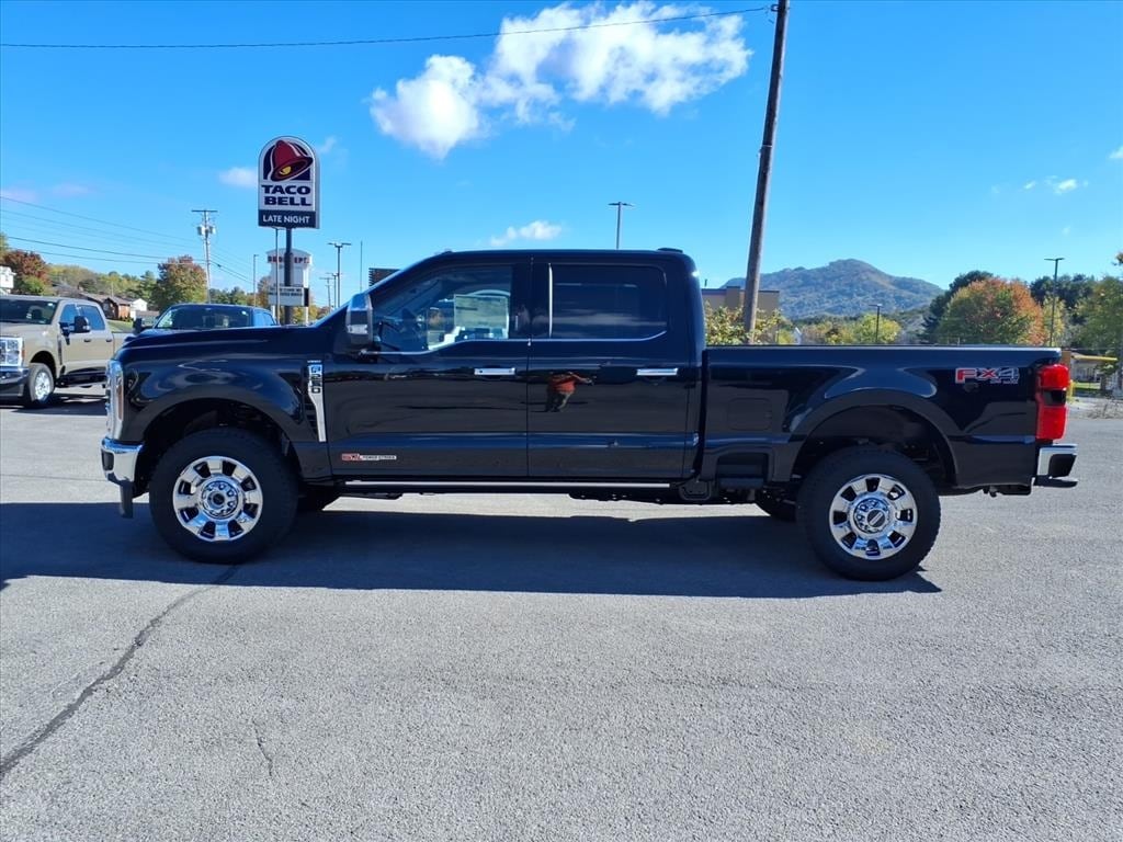 New 2026 Ford F-250 Lariat Truck Crew Cab