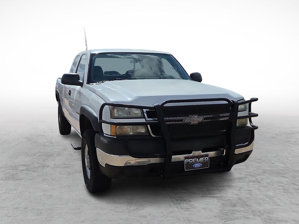 1GCHC29U16E277828