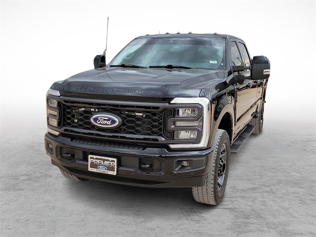 2024 Ford F-350 Lariat photo 4