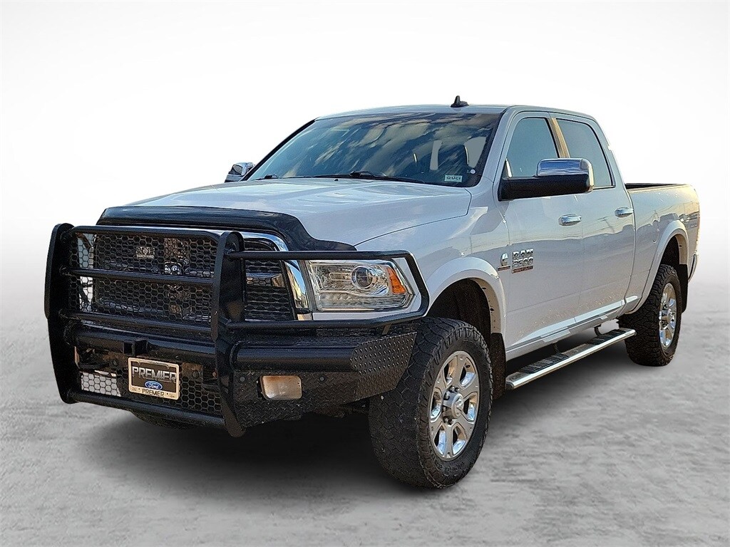 2017 Ram 2500 Laramie photo 3