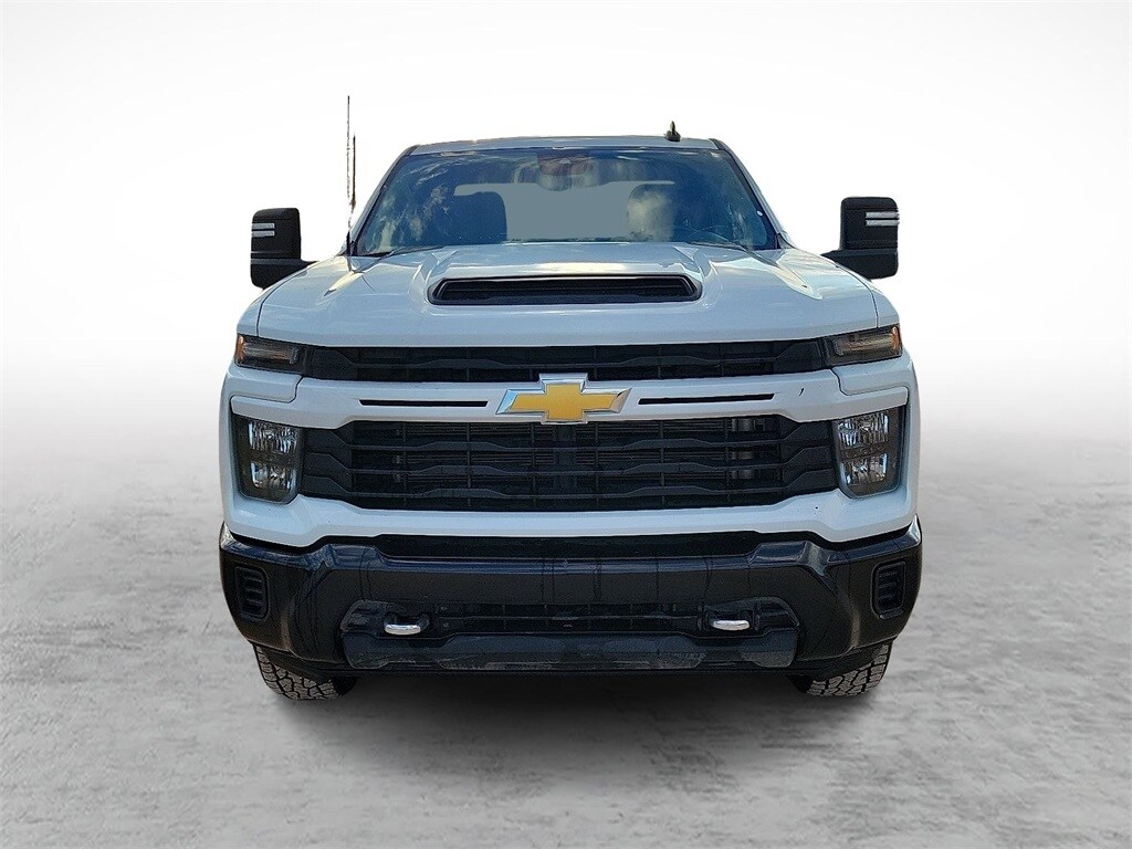 Used 2024 Chevrolet Silverado 2500HD Custom Crew Cab Short Bed Truck