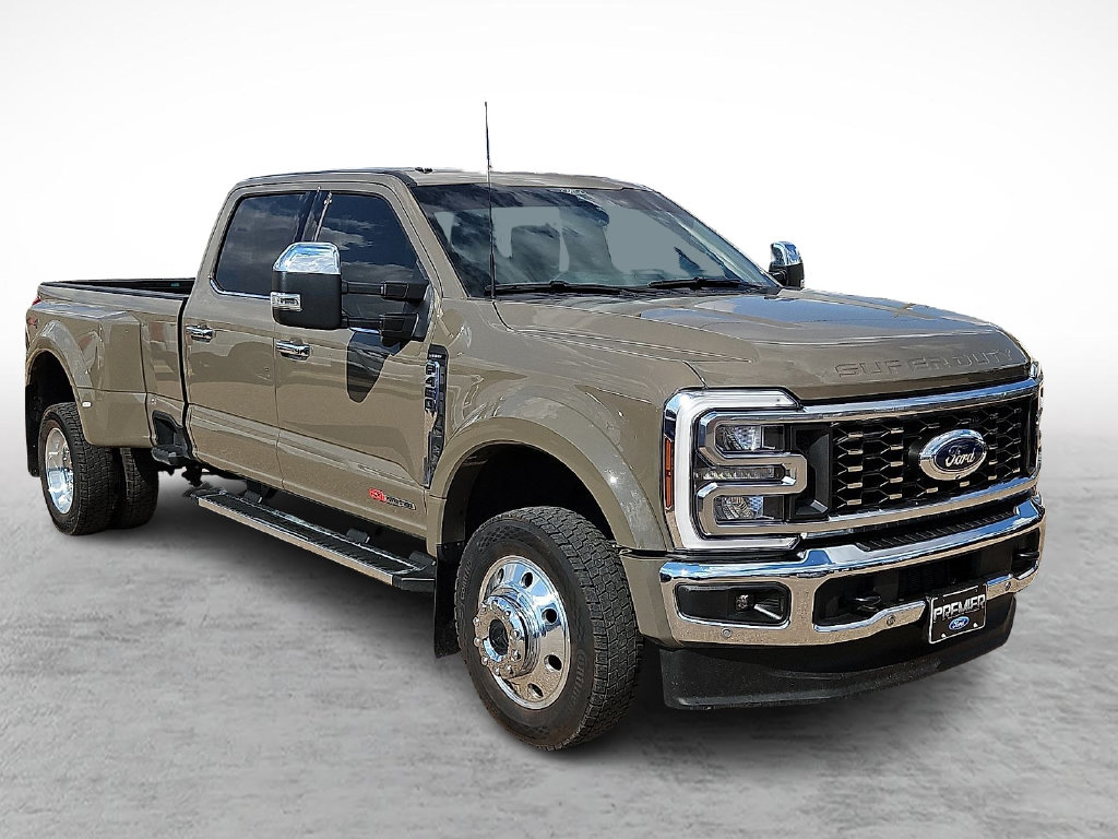 2026 Ford F-450 Super Duty Lariat