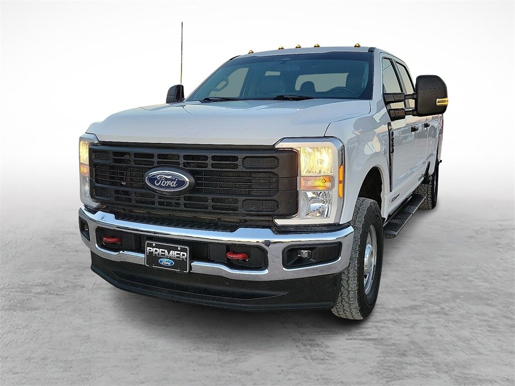 2023 Ford F-250 XL photo 4