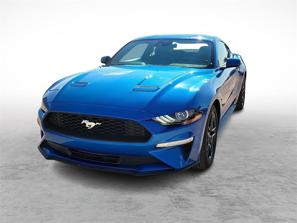 2021 Ford Mustang EcoBoost photo 4