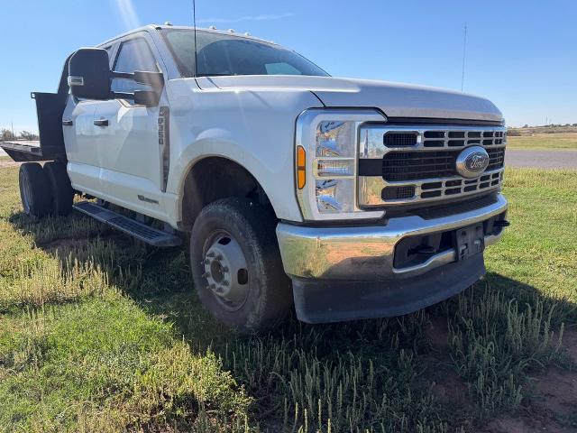 2024 Ford F-350 Super Duty Chassis Cab XLT
