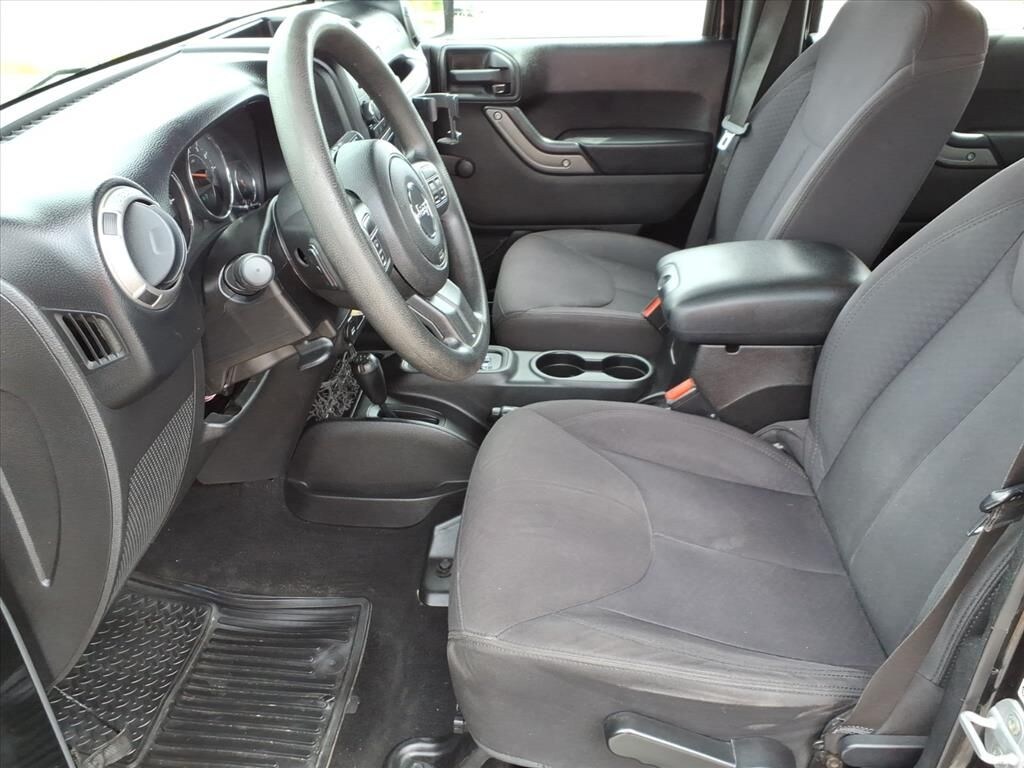 Used 2013 Jeep Wrangler Unlimited Sport SUV