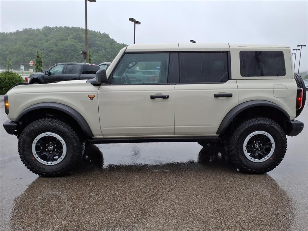 New 2026 Ford Bronco Badlands SUV
