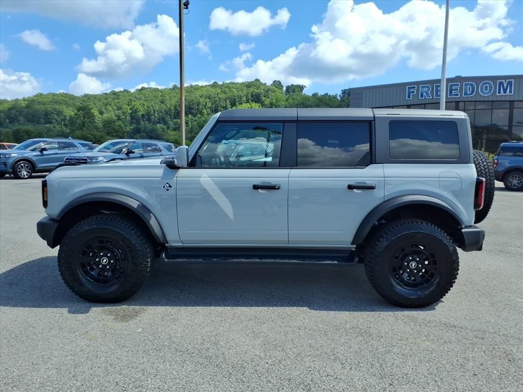 New 2026 Ford Bronco Outer Banks SUV