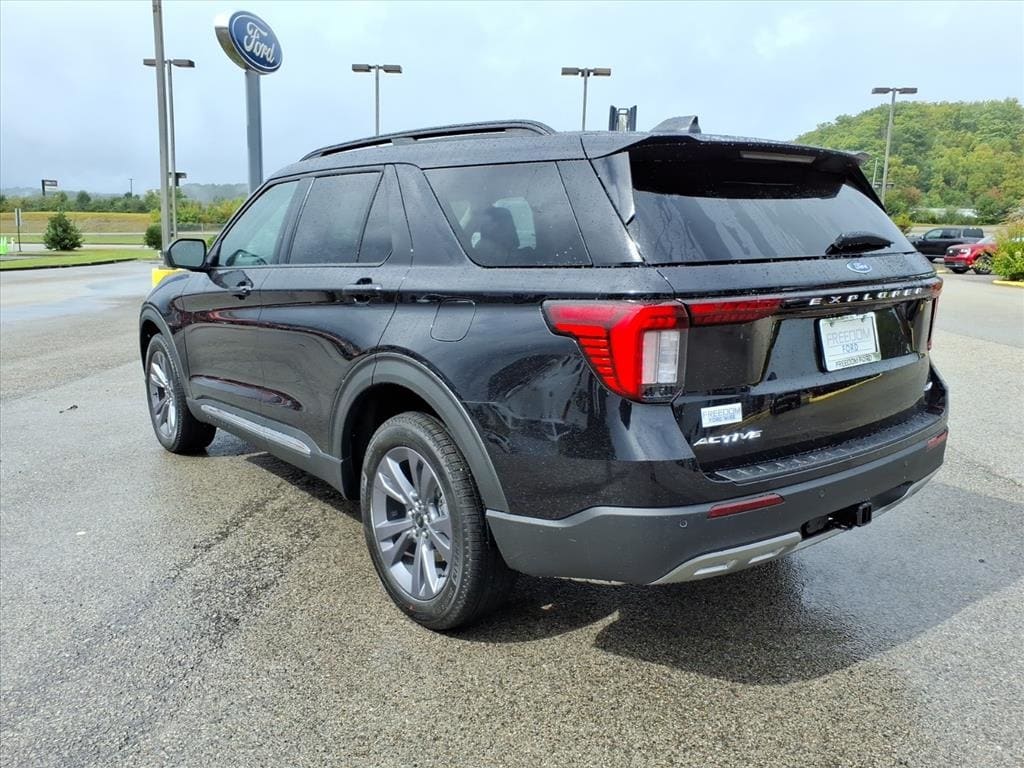 New 2025 Ford Explorer Active SUV