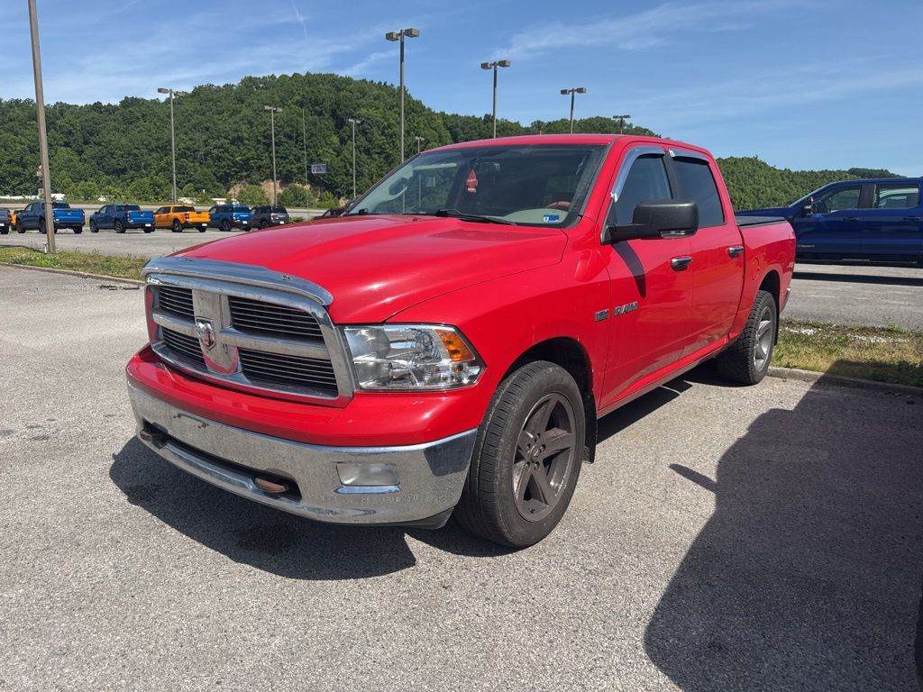 2009 Dodge Ram 1500 SLT Crew Cab's photo
