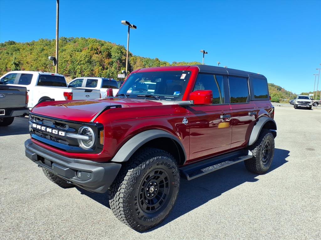 2026 Ford Bronco Outer Banks SUV