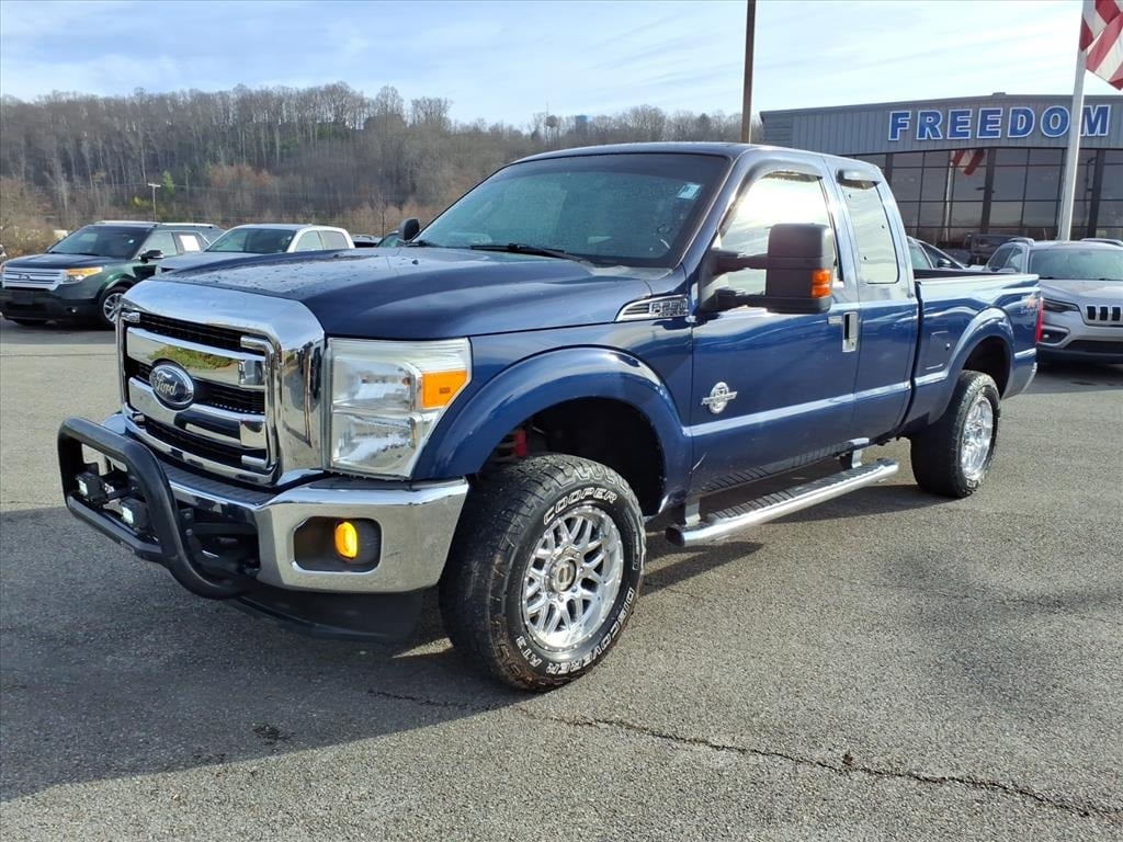 2011 Ford F-250 Super Duty XLT's photo