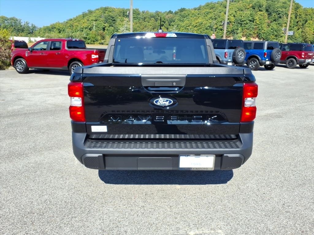 New 2025 Ford Maverick XL Truck SuperCrew