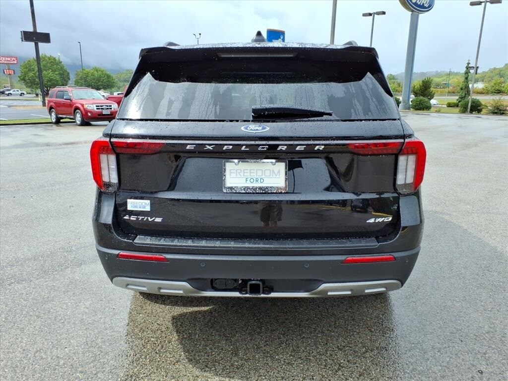 New 2025 Ford Explorer Active SUV