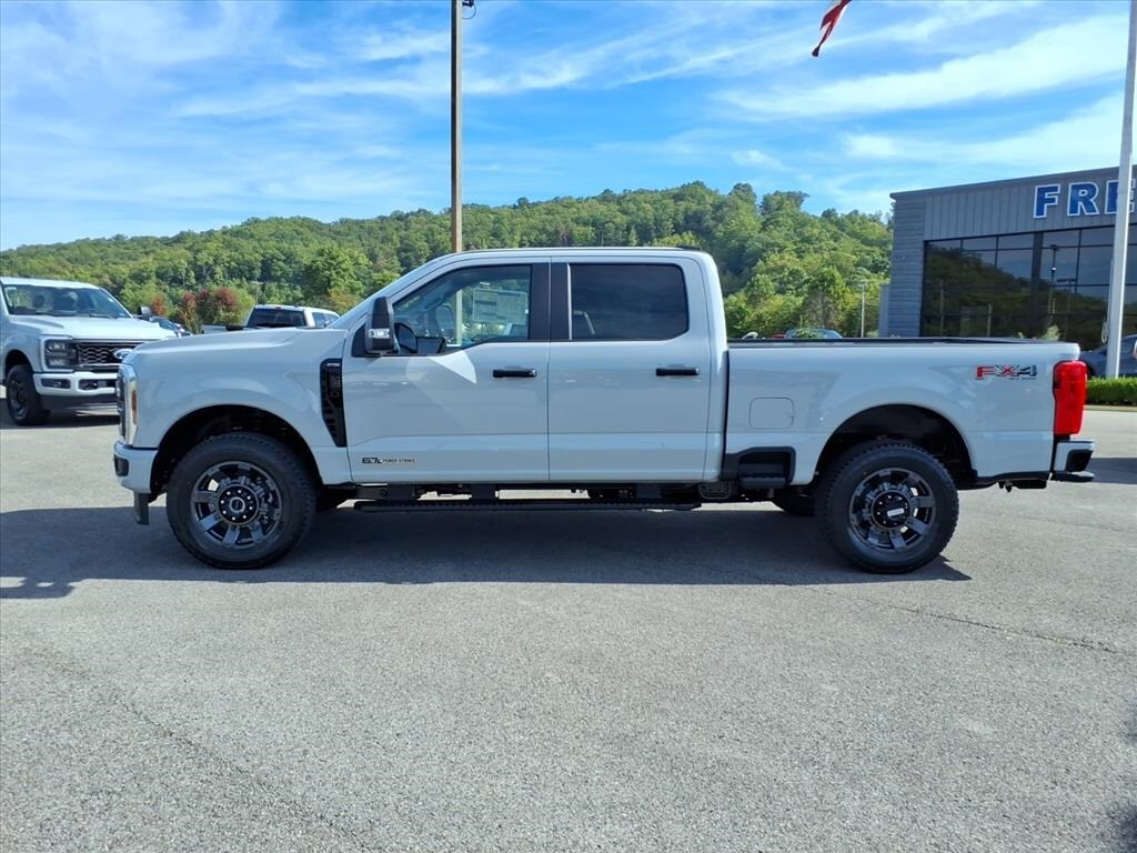 New 2026 Ford F-250 Truck Crew Cab