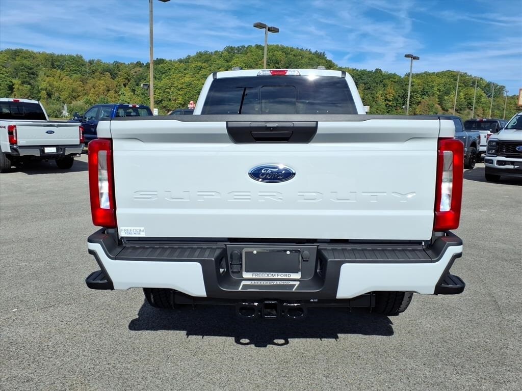 New 2026 Ford F-250 Truck Crew Cab