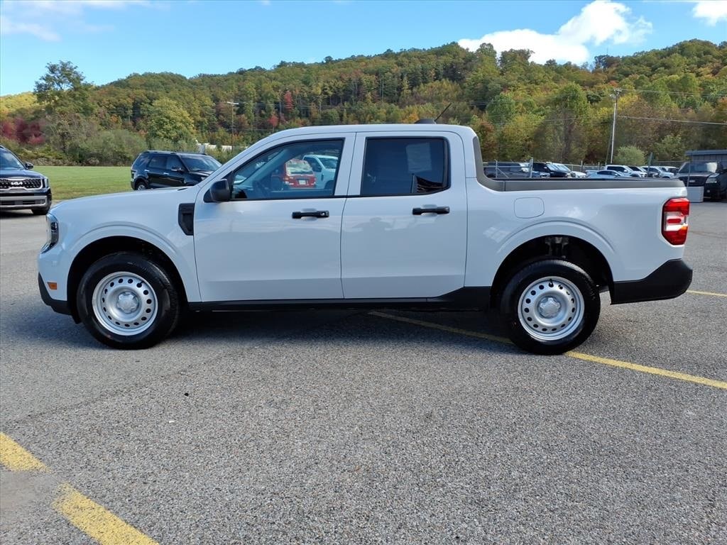 New 2025 Ford Maverick XL Truck SuperCrew