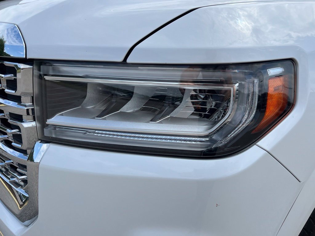 Used 2023 GMC Acadia Denali SUV