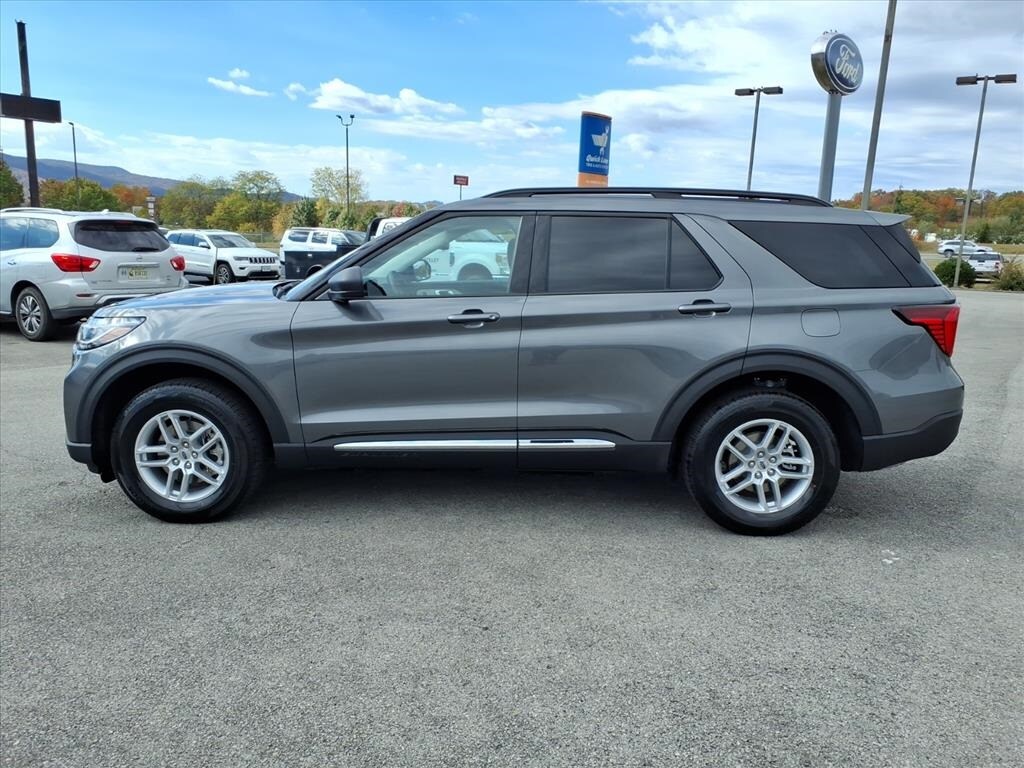 New 2025 Ford Explorer Active SUV