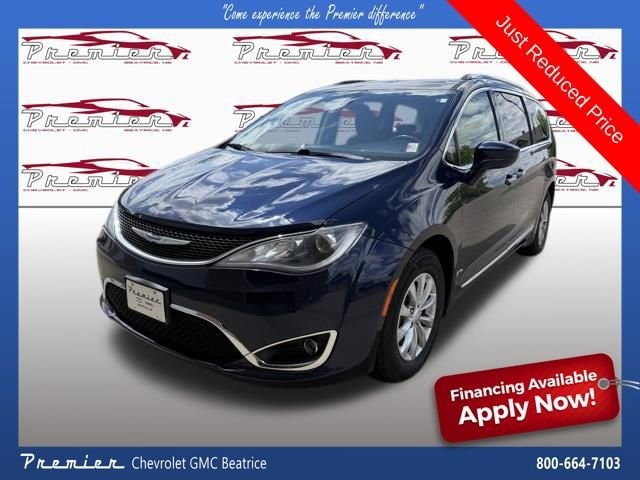 2020 Chrysler Pacifica Touring L's photo