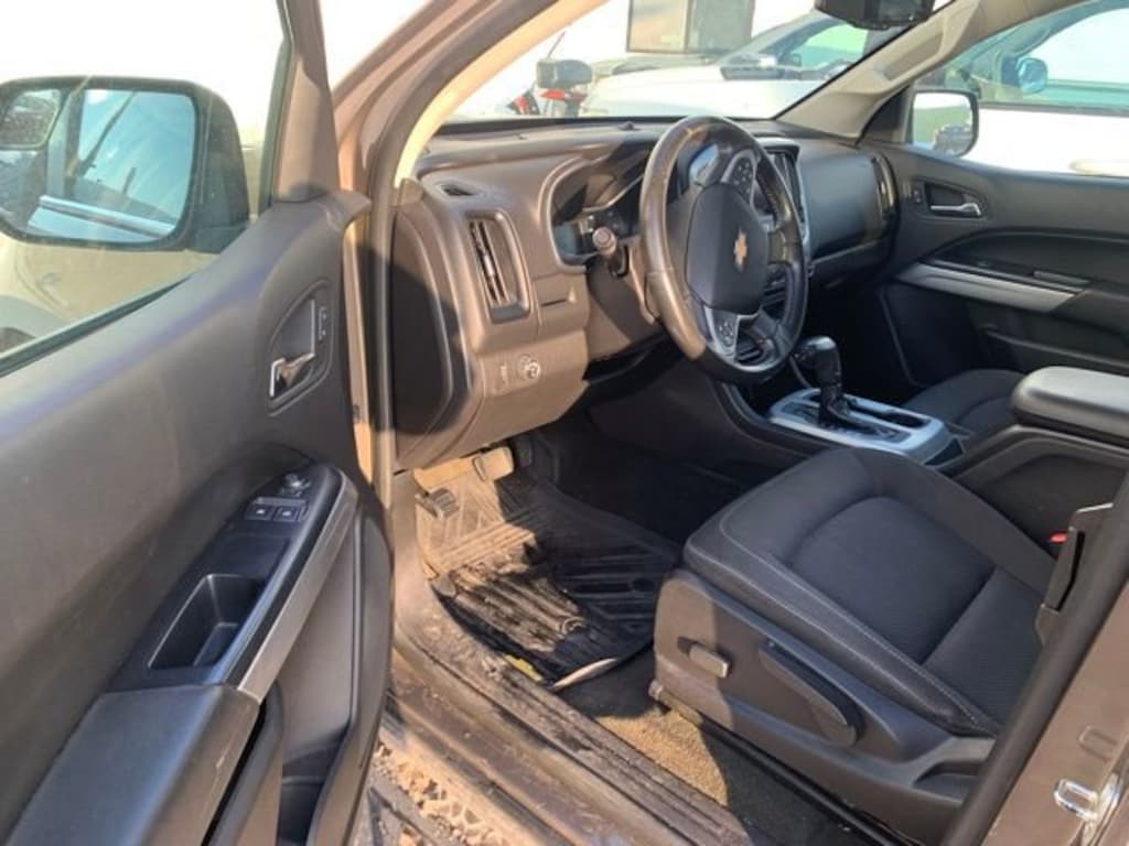 Used 2015 Chevrolet Colorado 2WD LT Truck