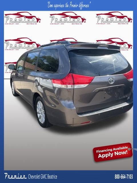 2014 Toyota Sienna Limited photo 2
