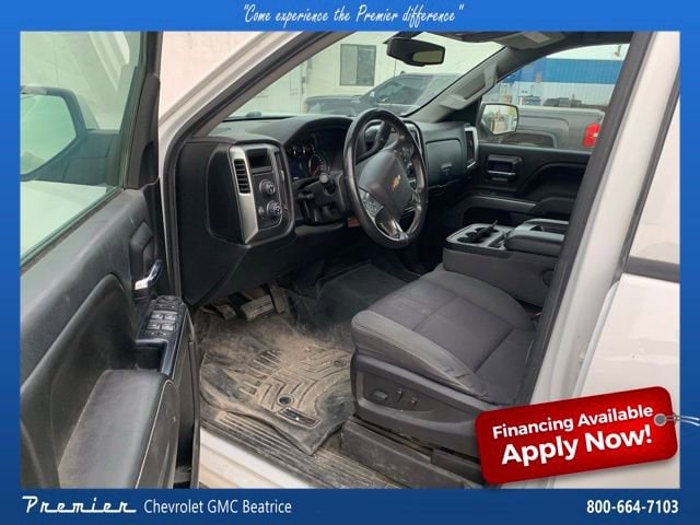 Used 2017 Chevrolet Silverado 1500 LT with VIN 3GCUKREC7HG335511 for sale in Beatrice, NE