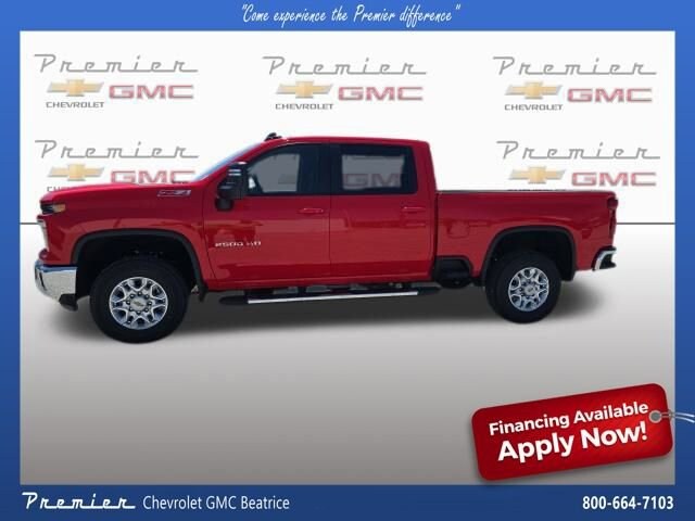 2025 Chevrolet Silverado 2500HD LT photo 2