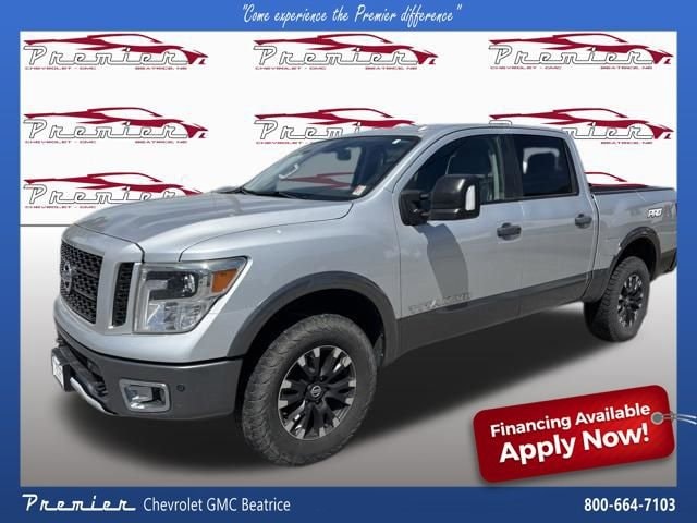 2019 Nissan Titan PRO-4X 4X4 Crew Cab's photo