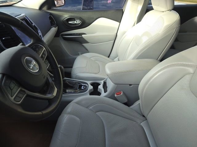 2019 Jeep Cherokee Limited photo 2