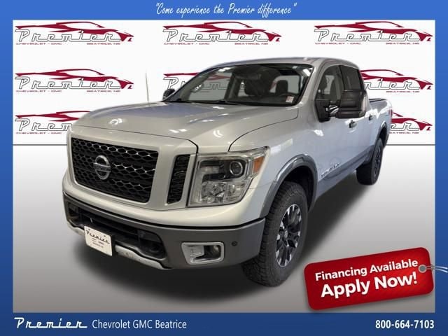 2019 Nissan Titan PRO-4X 4X4 Crew Cab's photo