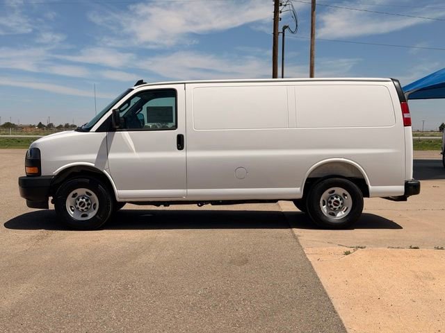 2025 GMC Savana Cargo Work Van - Photo 6