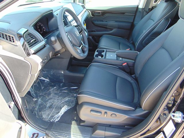 2026 Honda Odyssey Touring - Photo 10