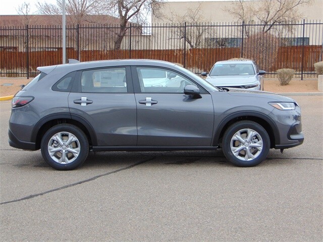 2025 Honda HR-V LX photo 3
