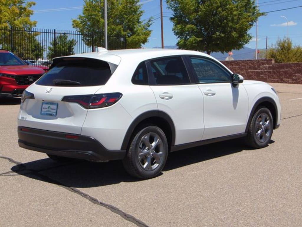 New 2027 Honda HR-V LX SUV