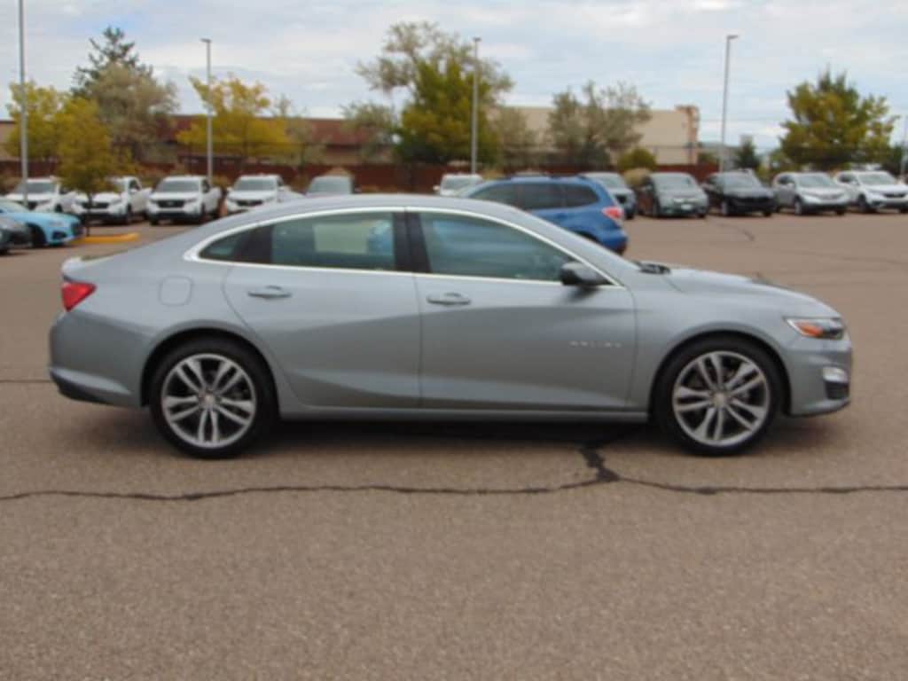 Used 2025 Chevrolet Malibu 1LT Sedan
